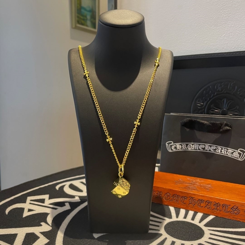 Ch**me He**ts necklaces